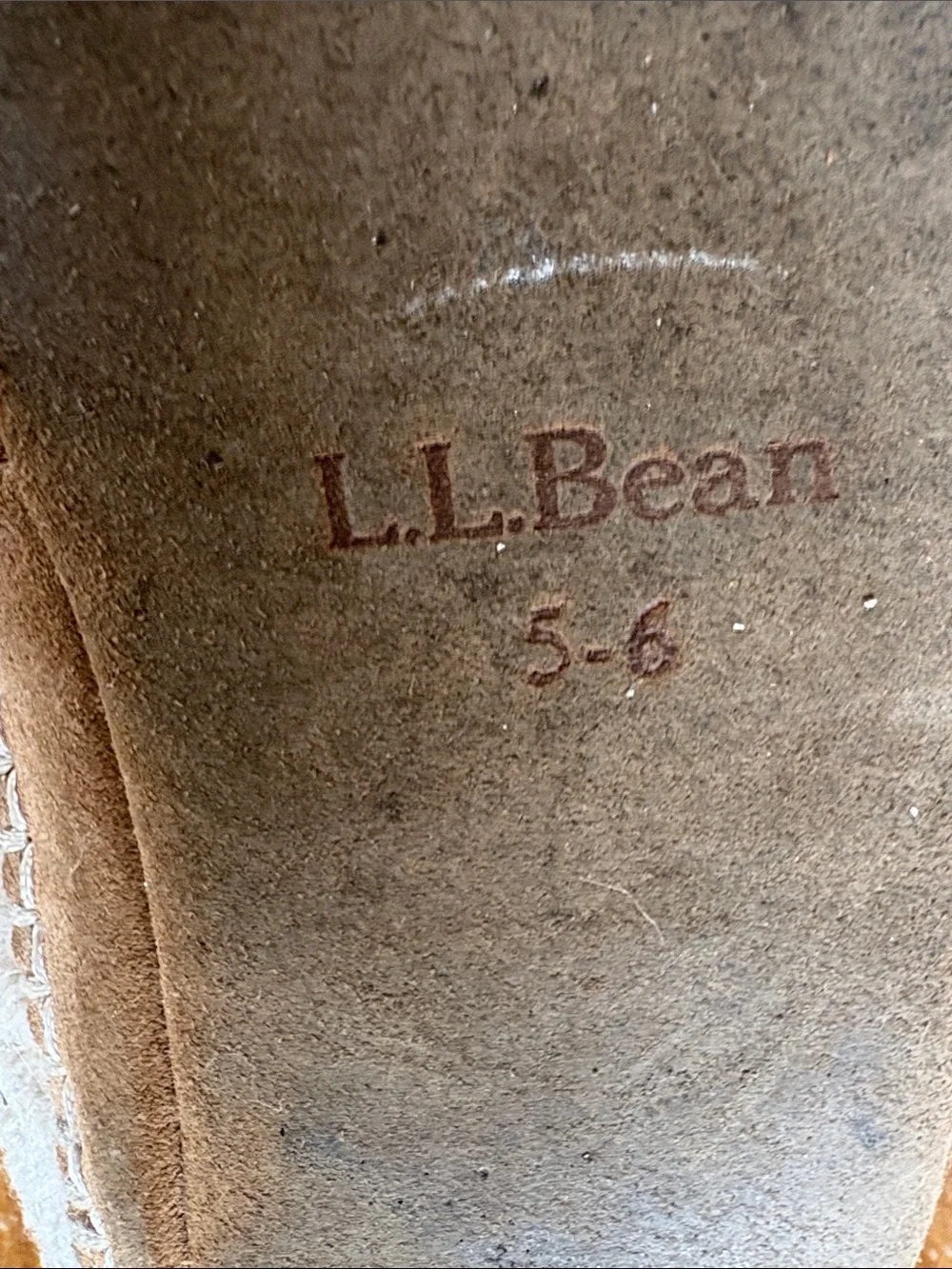 LL BEAN Kids 5-6 Slippers